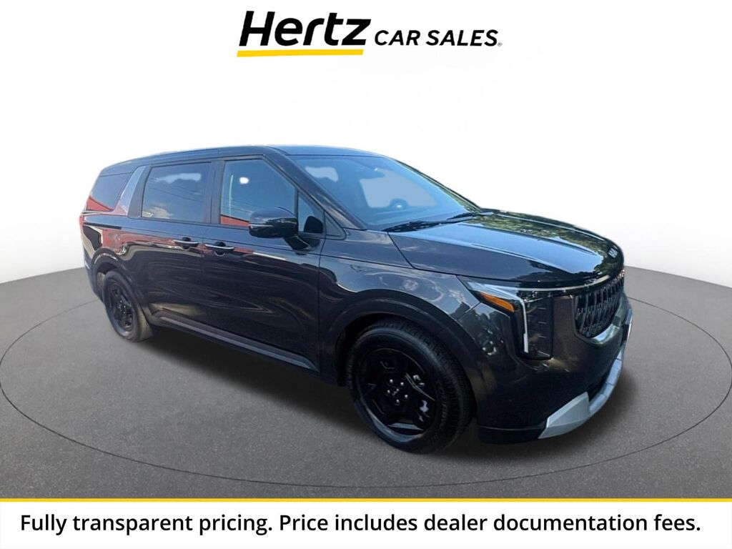 2026 Kia Carnival LXS — photo 1 of 1