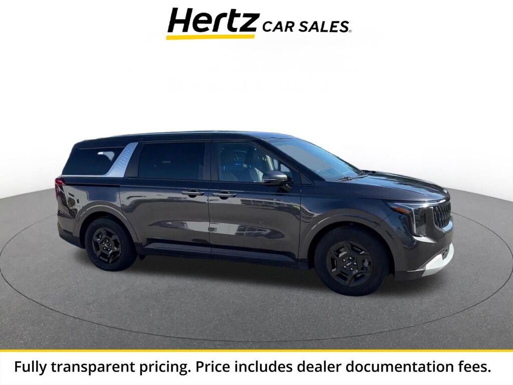 2026 Kia Carnival LXS — photo 1 of 1