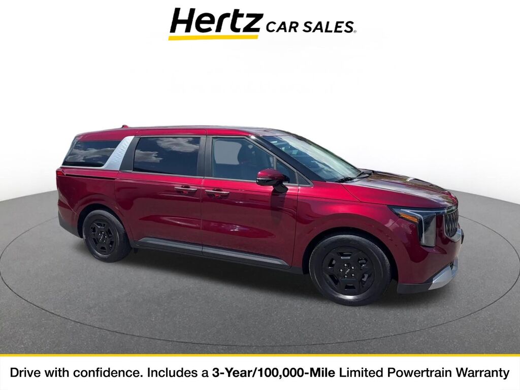 2026 Kia Carnival LXS — photo 1 of 11
