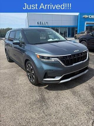 2024 Kia Carnival EX — photo 1 of 13