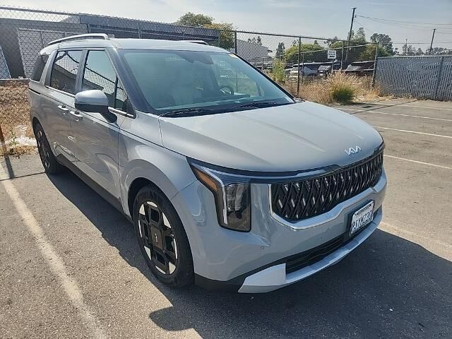 2025 Kia Carnival EX