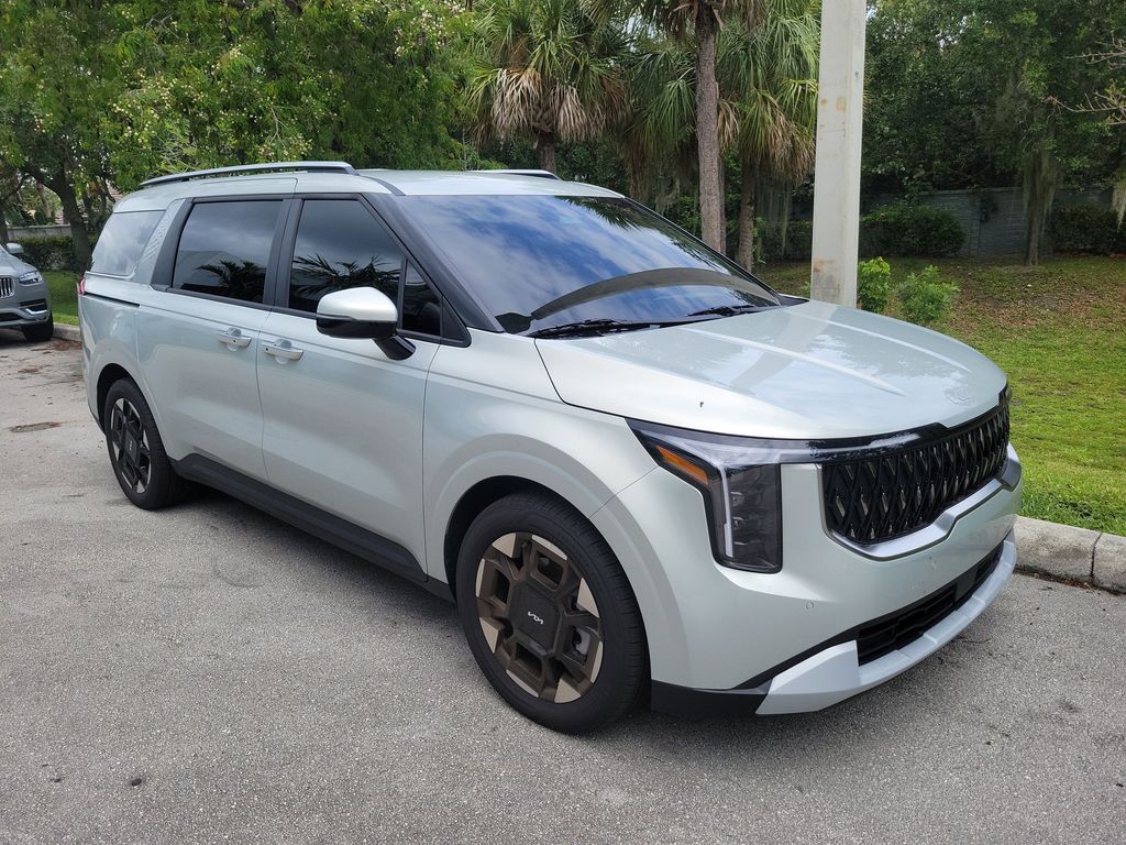 2026 Kia Carnival EX — photo 1 of 4