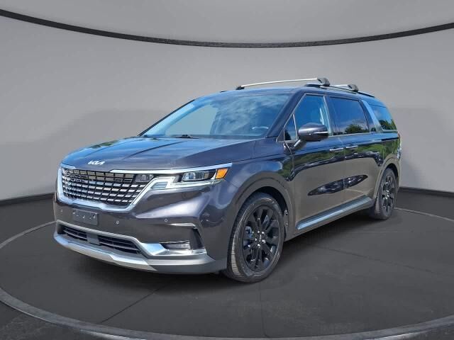 2022 Kia Carnival SX Prestige — photo 1 of 1