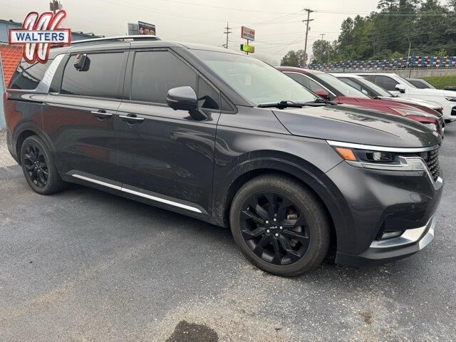 2022 Kia Carnival SX