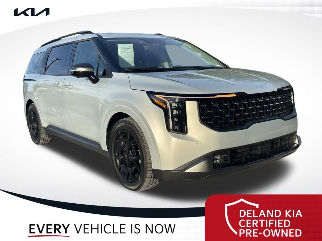 2025 Kia Carnival SX Prestige — photo 1 of 13