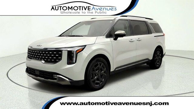 2026 Kia Carnival Hybrid SX — photo 1 of 13