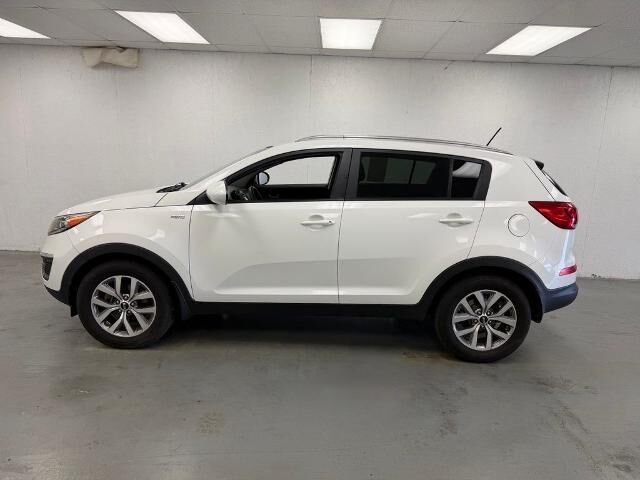 2016 Kia Sportage LX — photo 1 of 12