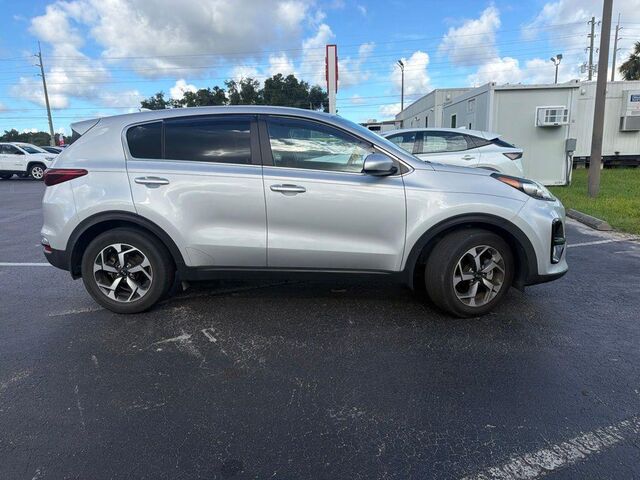 2022 Kia Sportage LX