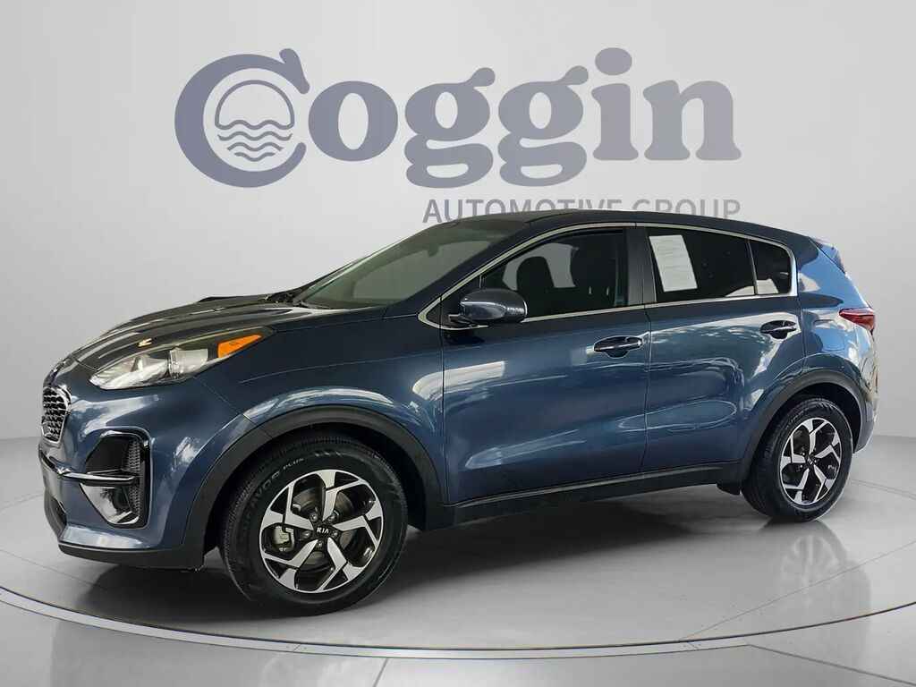 2022 Kia Sportage LX — photo 1 of 13