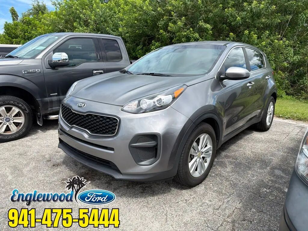 2017 Kia Sportage LX — photo 1 of 3