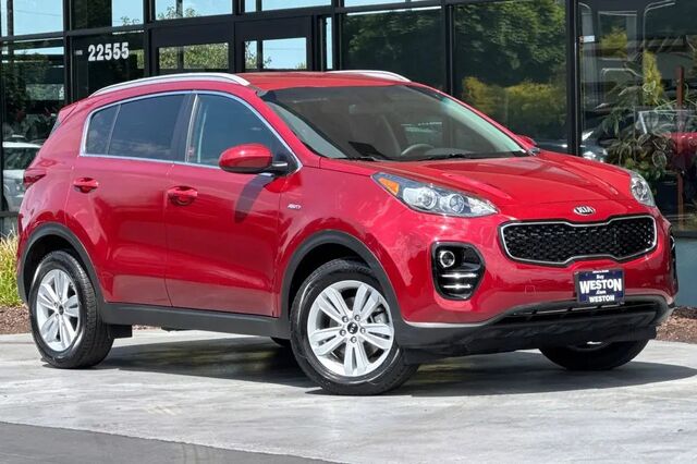 2017 Kia Sportage LX — photo 1 of 13