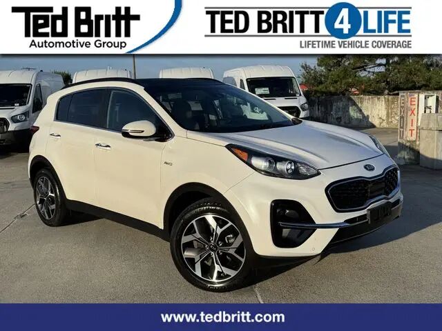 2022 Kia Sportage EX — photo 1 of 13