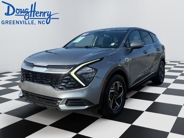 2023 Kia Sportage LX — photo 1 of 13