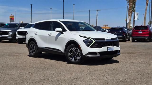 2024 Kia Sportage LX