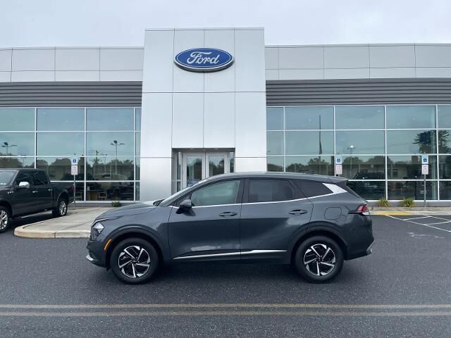 2023 Kia Sportage Hybrid LX