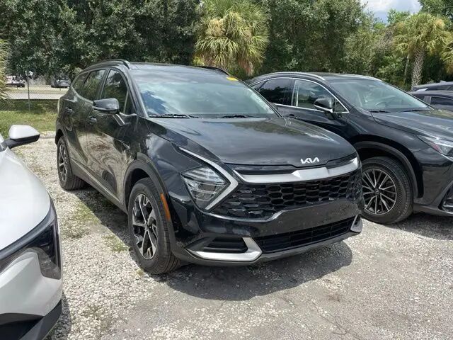 2024 Kia Sportage Hybrid EX — photo 1 of 11