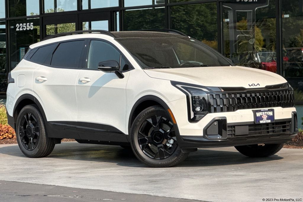 2026 Kia Sportage Plug-In Hybrid X-Line — photo 1 of 13