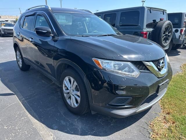 2015 Nissan Rogue S — photo 1 of 13