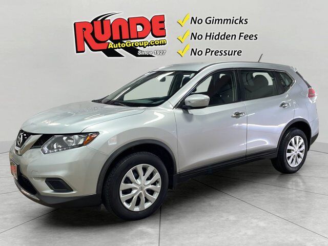 2015 Nissan Rogue S — photo 1 of 1