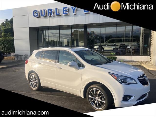 2020 Buick Envision Essence — photo 1 of 10