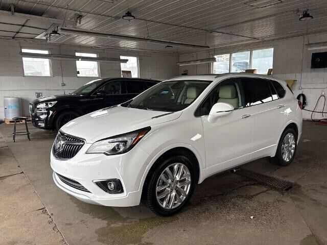 2020 Buick Envision Premium II — photo 1 of 8