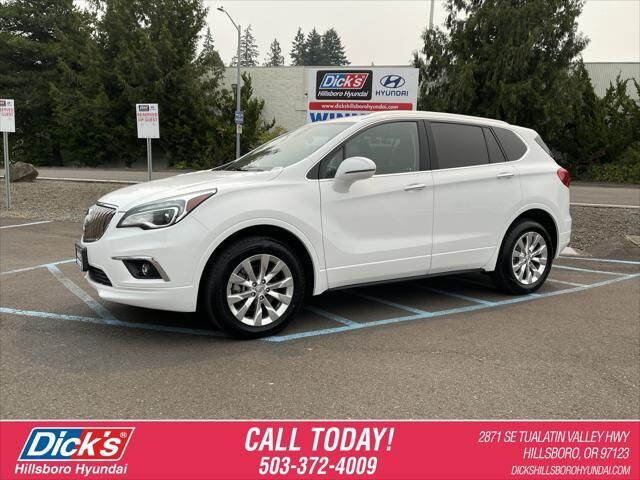 2017 Buick Envision Essence — photo 1 of 13