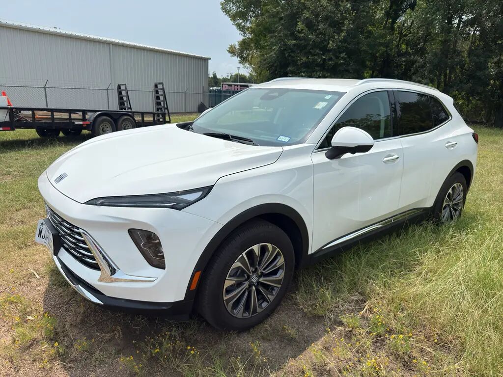2024 Buick Envision Preferred — photo 1 of 15