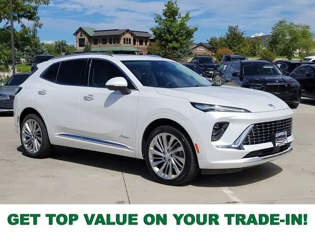 2025 Buick Envision Avenir — photo 1 of 13