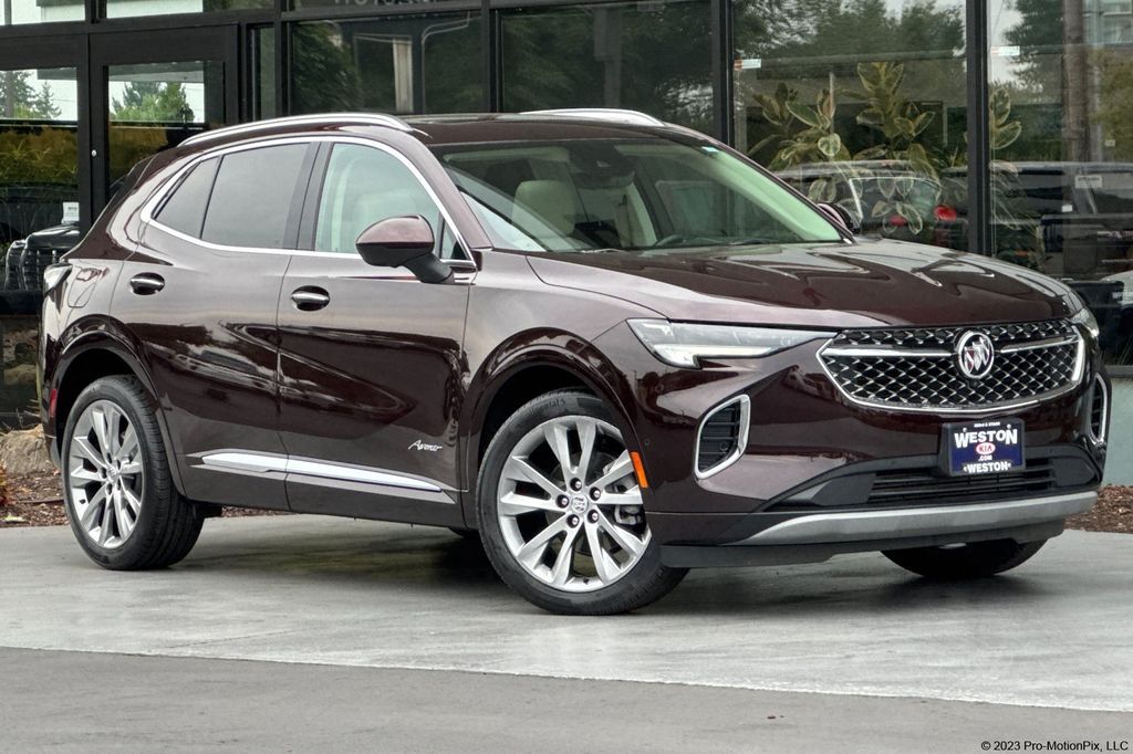 2022 Buick Envision Avenir — photo 1 of 13