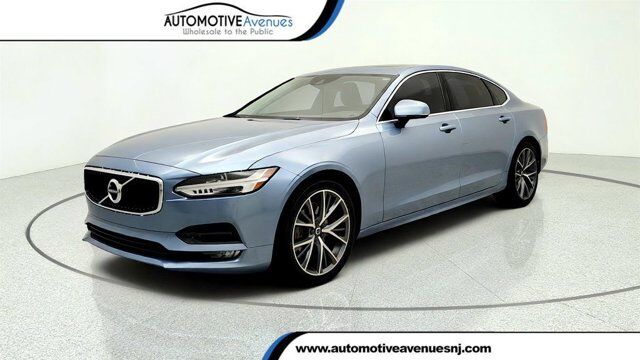 2019 Volvo S90 Momentum