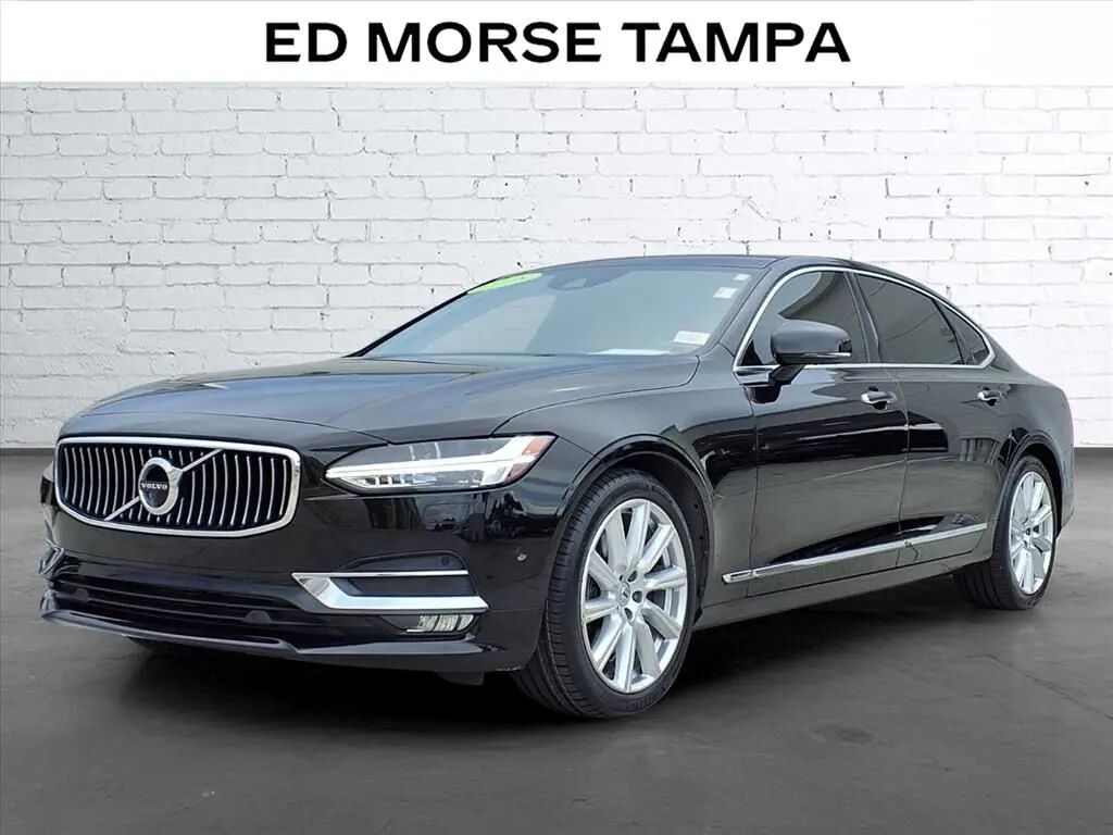 2018 Volvo S90 T6 Inscription — photo 1 of 13