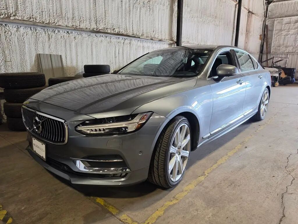 2018 Volvo S90 T6 Inscription — photo 1 of 11