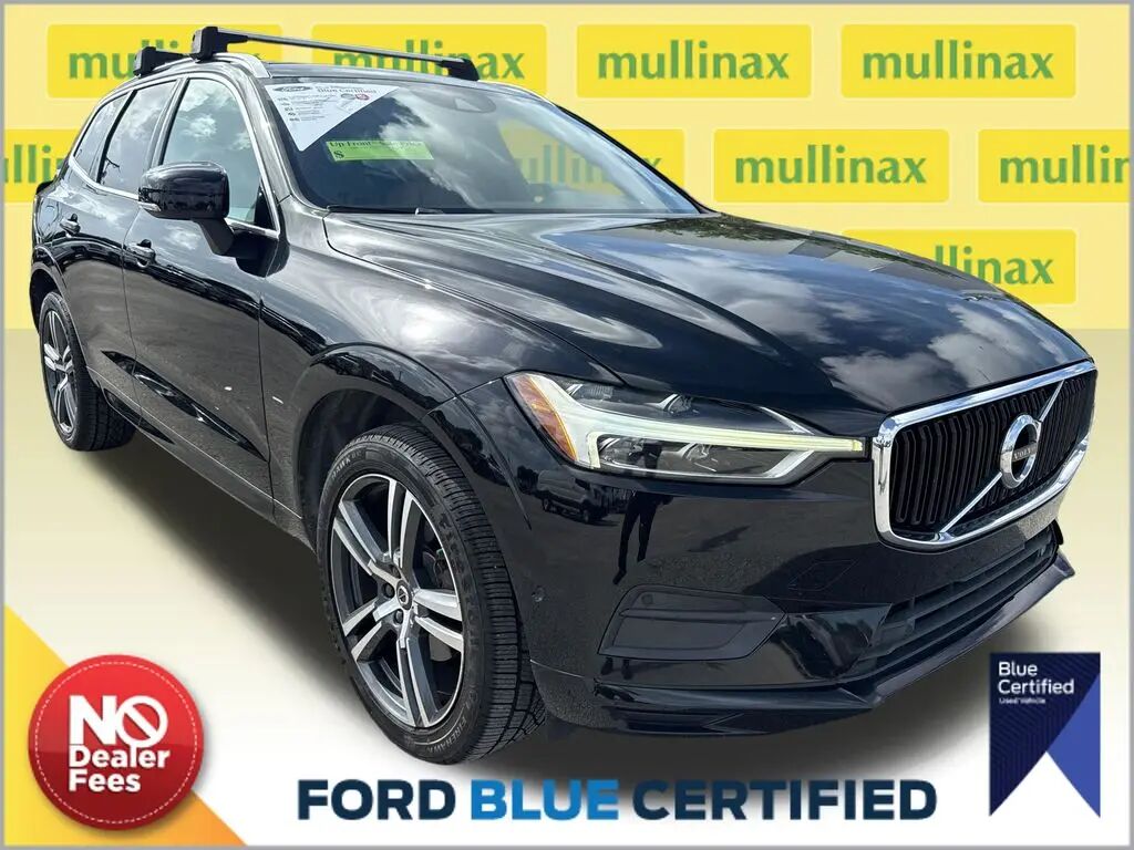 2019 Volvo XC60 T5 Momentum — photo 1 of 13