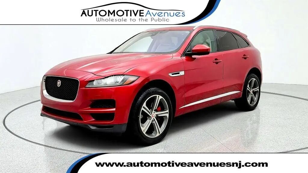 2018 Jaguar F-PACE S — photo 1 of 13