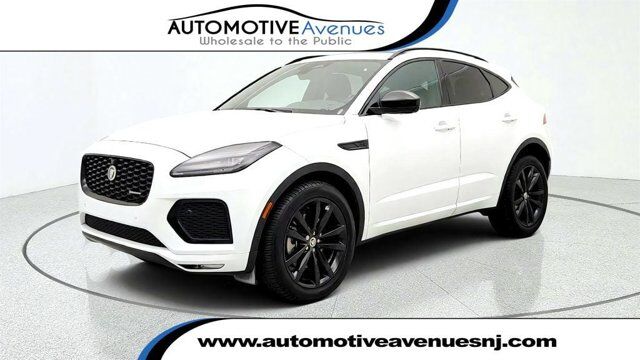 2024 Jaguar E-PACE R-Dynamic SE — photo 1 of 13