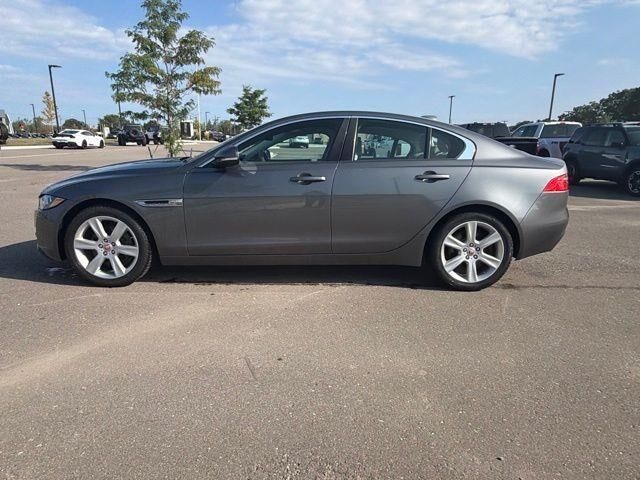 2018 Jaguar XE 25t Premium