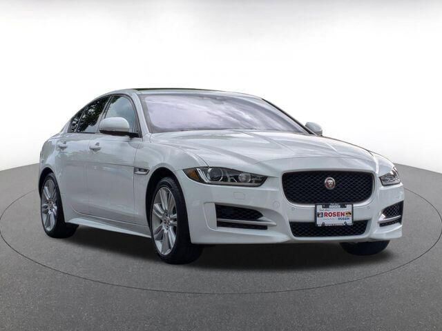 2018 Jaguar XE 25t R-Sport