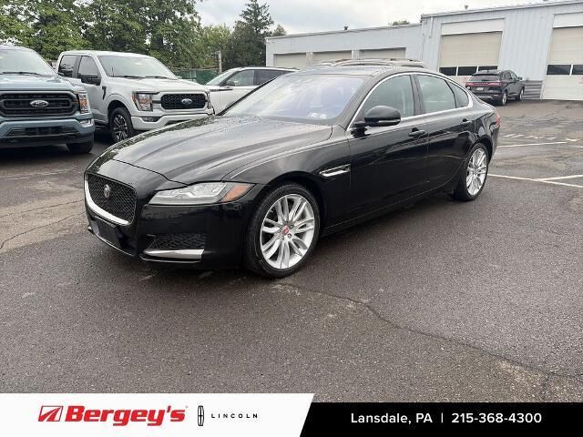 2017 Jaguar XF 35t Prestige