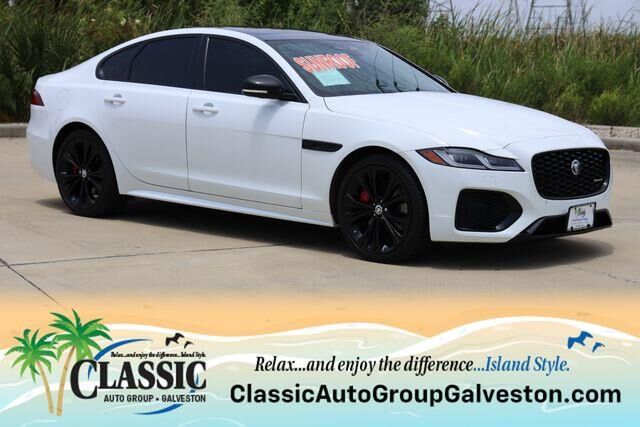2024 Jaguar XF P300 R-Dynamic SE