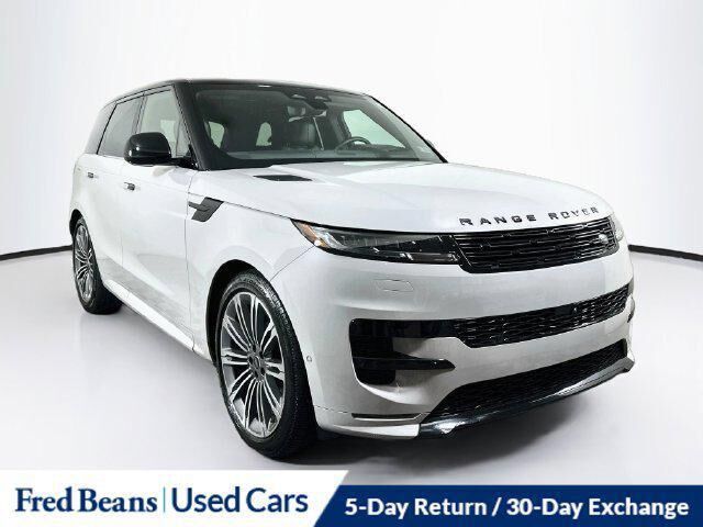 2025 Land Rover Range Rover Sport P400 Dynamic SE — photo 1 of 13