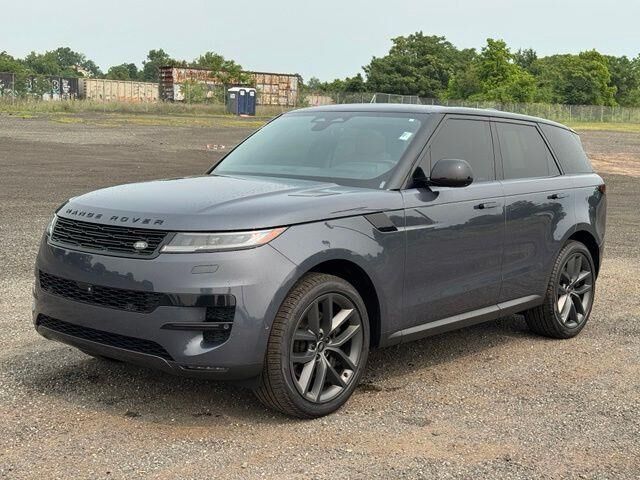 2024 Land Rover Range Rover Sport P360 SE