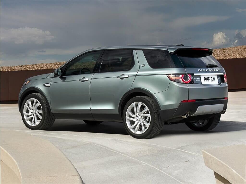 2019 Land Rover Discovery Sport SE — photo 1 of 1