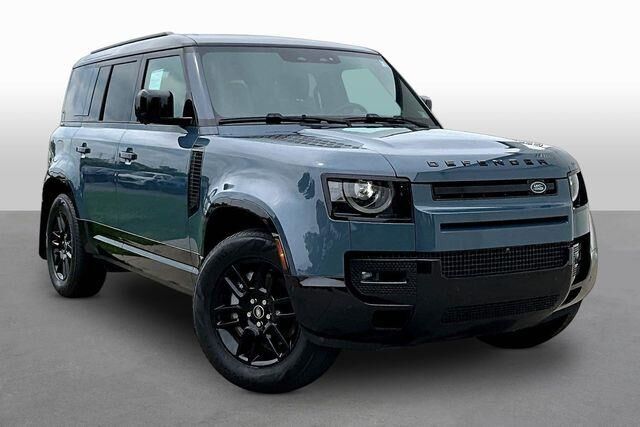 2025 Land Rover Defender 110 P400 X-Dynamic SE