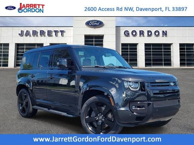 2024 Land Rover Defender 110 P400 X-Dynamic SE