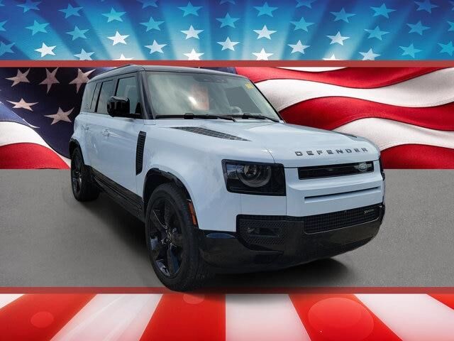 2022 Land Rover Defender 110 X-Dynamic SE