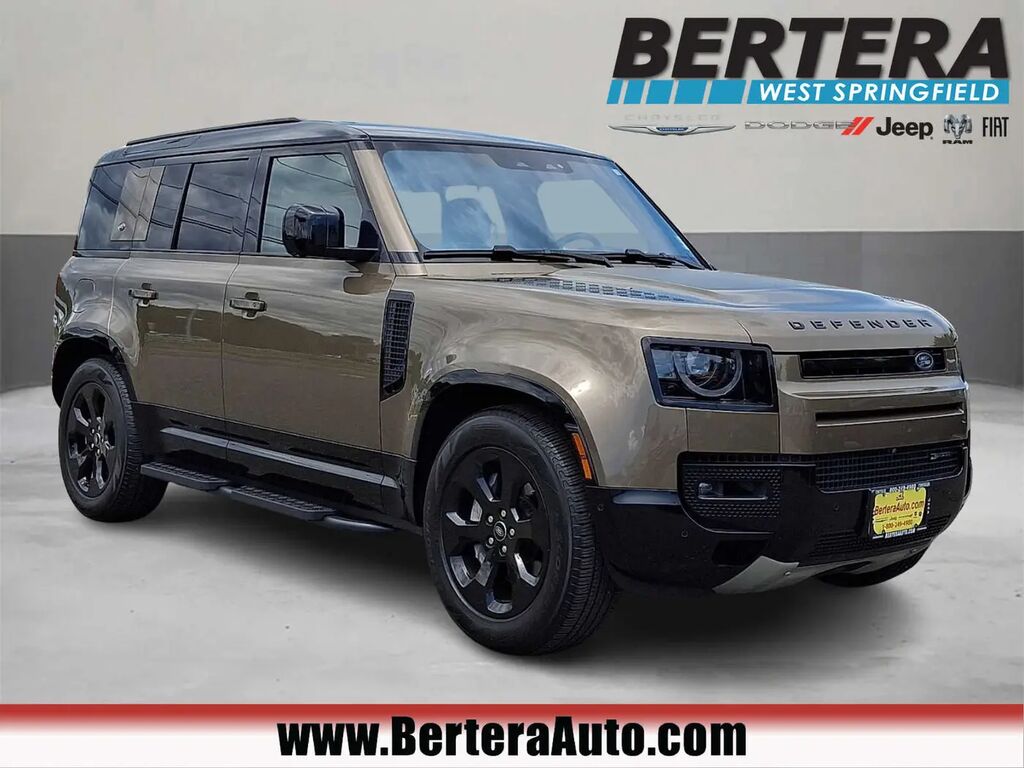 2022 Land Rover Defender 110 X-Dynamic SE
