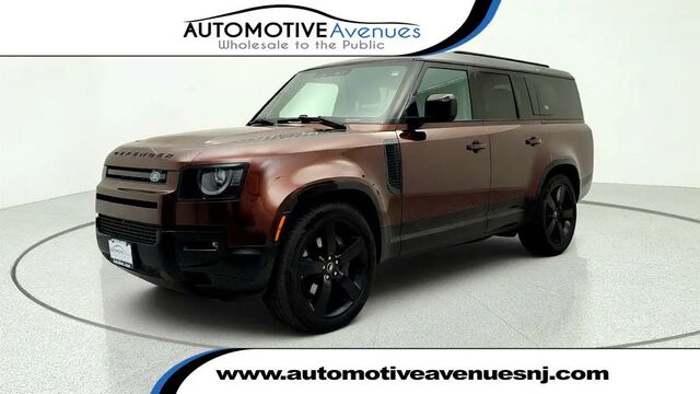 2024 Land Rover Defender 130 P400 X-Dynamic SE