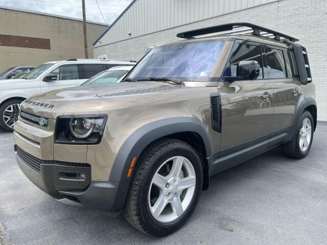 2020 Land Rover Defender 110 SE