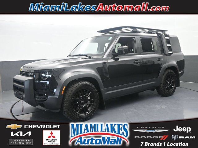 2023 Land Rover Defender SE