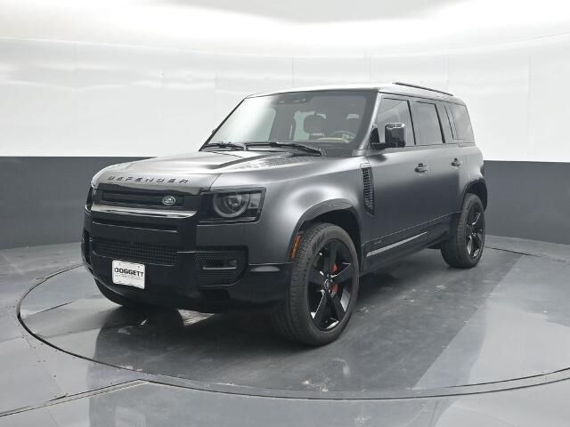 2025 Land Rover Defender 110 P400 X